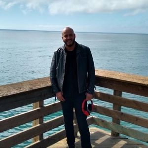 Meet your Posher, Ernesto